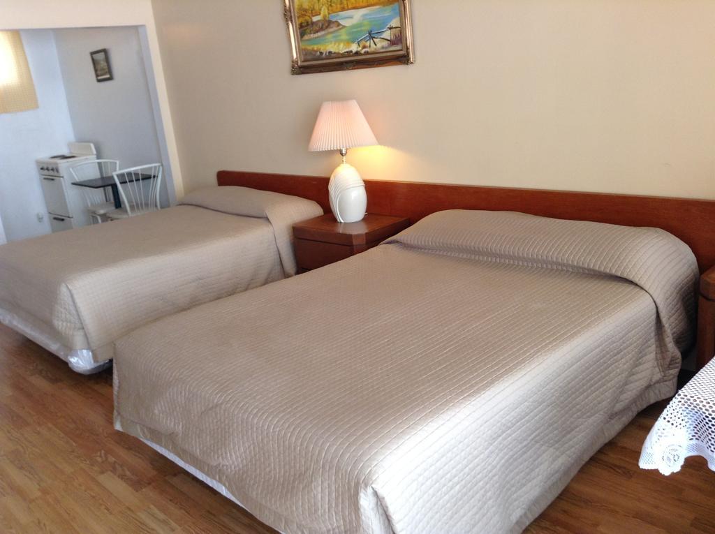 Motel Rive Du Lac Saint-Zotique Экстерьер фото