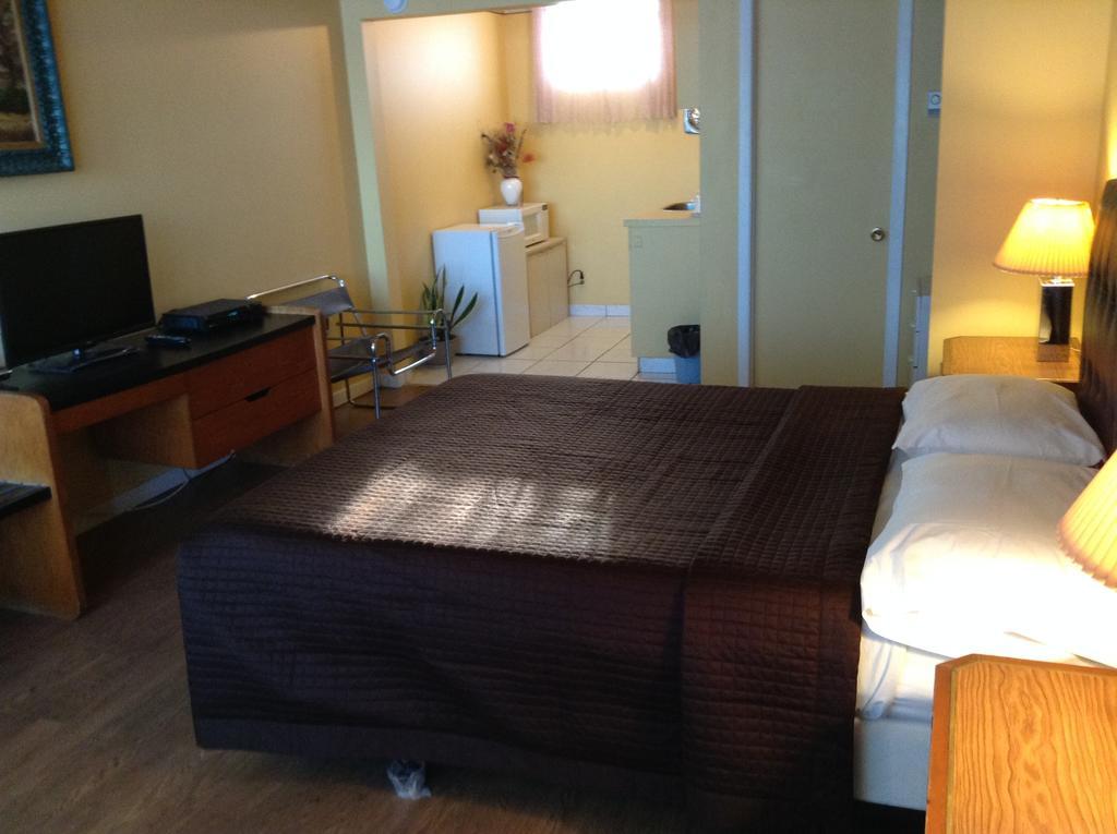 Motel Rive Du Lac Saint-Zotique Номер фото